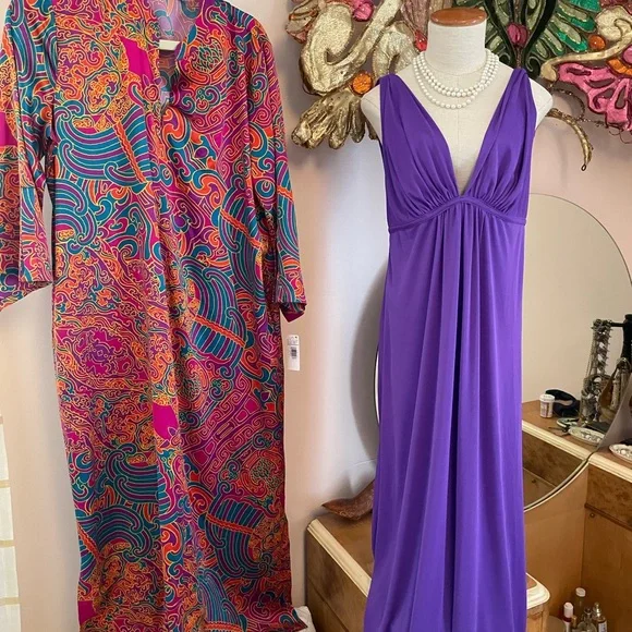 Natori Vibrant Purple Gown Size S - Picture 8 of 8